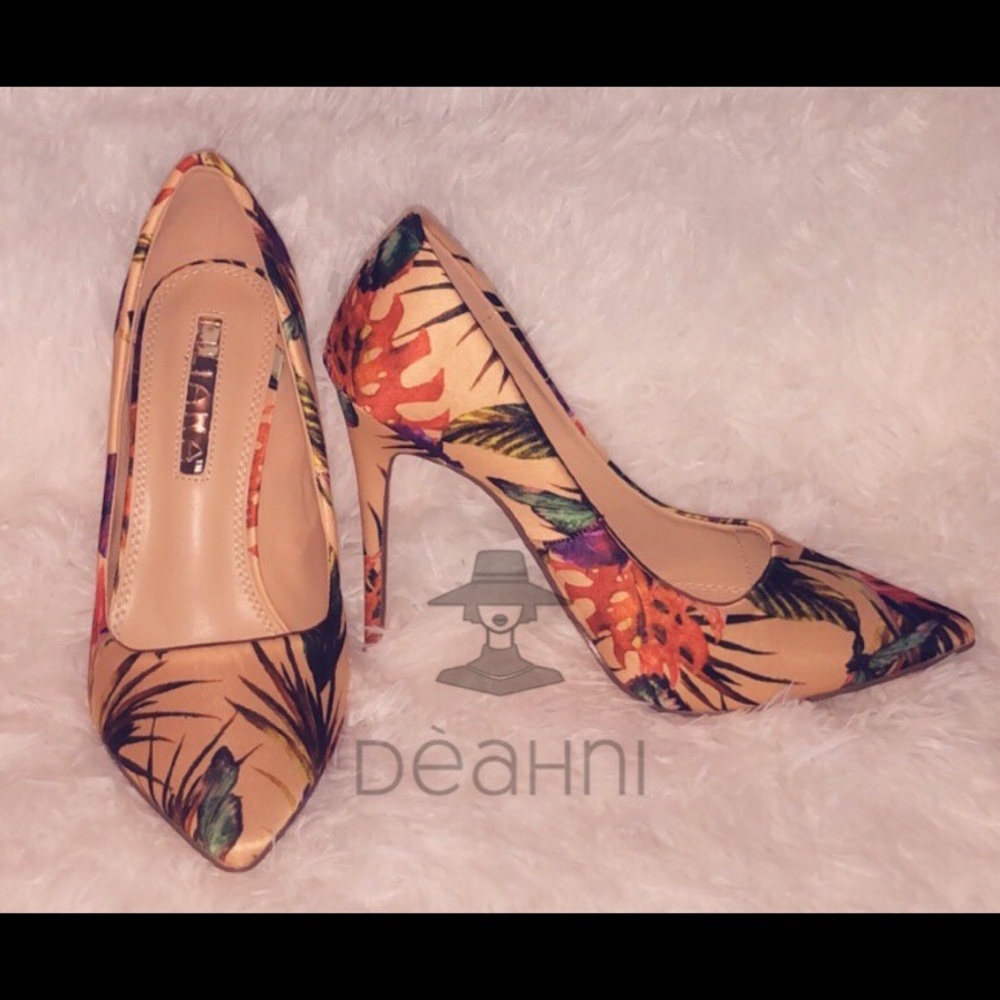 Kimye- Floral Satin